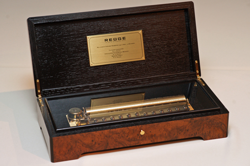 �I���S�[���}�h���[�i